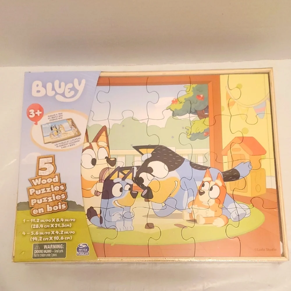 Bluey Wooden Puzzle Set - Picture 1 of 2